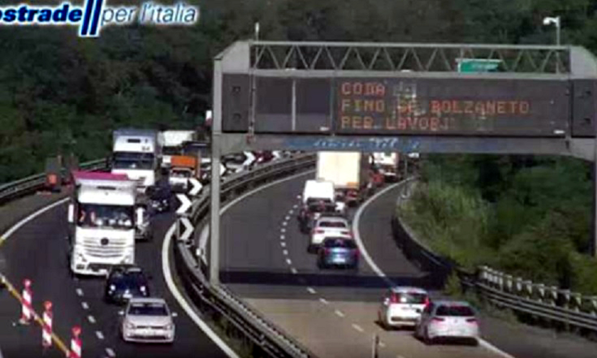Autostrade: cambia il sistema di calcolo sui pedaggi, “Saranno meno cari”