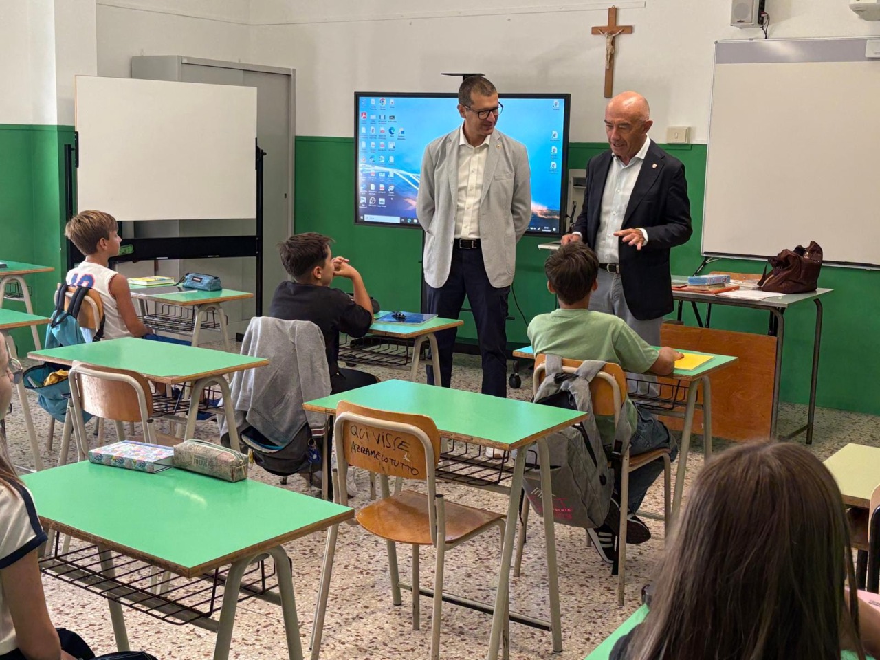 “Buon primo giorno di scuola” Mager e Fellegara in visita al plesso di Coldirodi