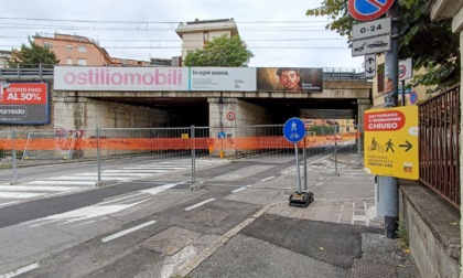 Chiuso il ponte di via San Bernardino: un “muro” lungo (almeno) dieci mesi