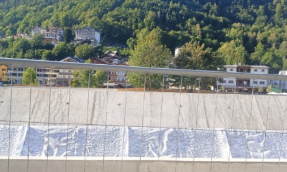 Ci mancava solo il muro... del pianto