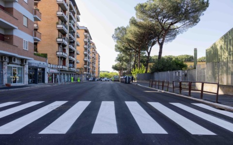 Decoro delle strade: più controlli nei cantieri delle reti di acqua, luce, gas e telecomunicazioni