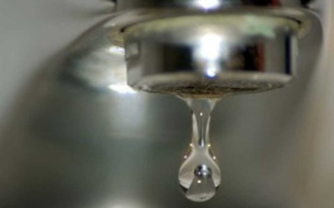 Oggi mancherà l’acqua in sei Comuni