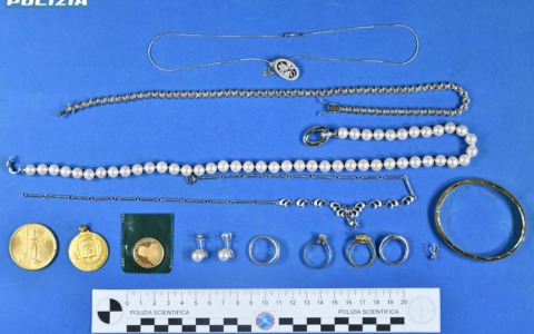 Due ladre d’appartamento arrestate in centro dalla Polizia
