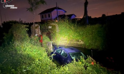 Finisce con l’auto nel canale, 29enne alla guida con tasso tre volte oltre il limite