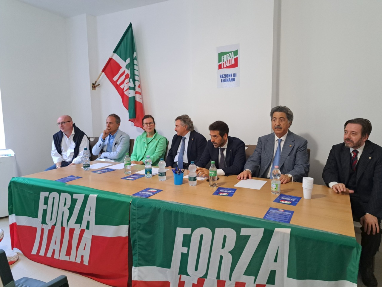 Forza Italia apre la nuova sede… e la campagna elettorale