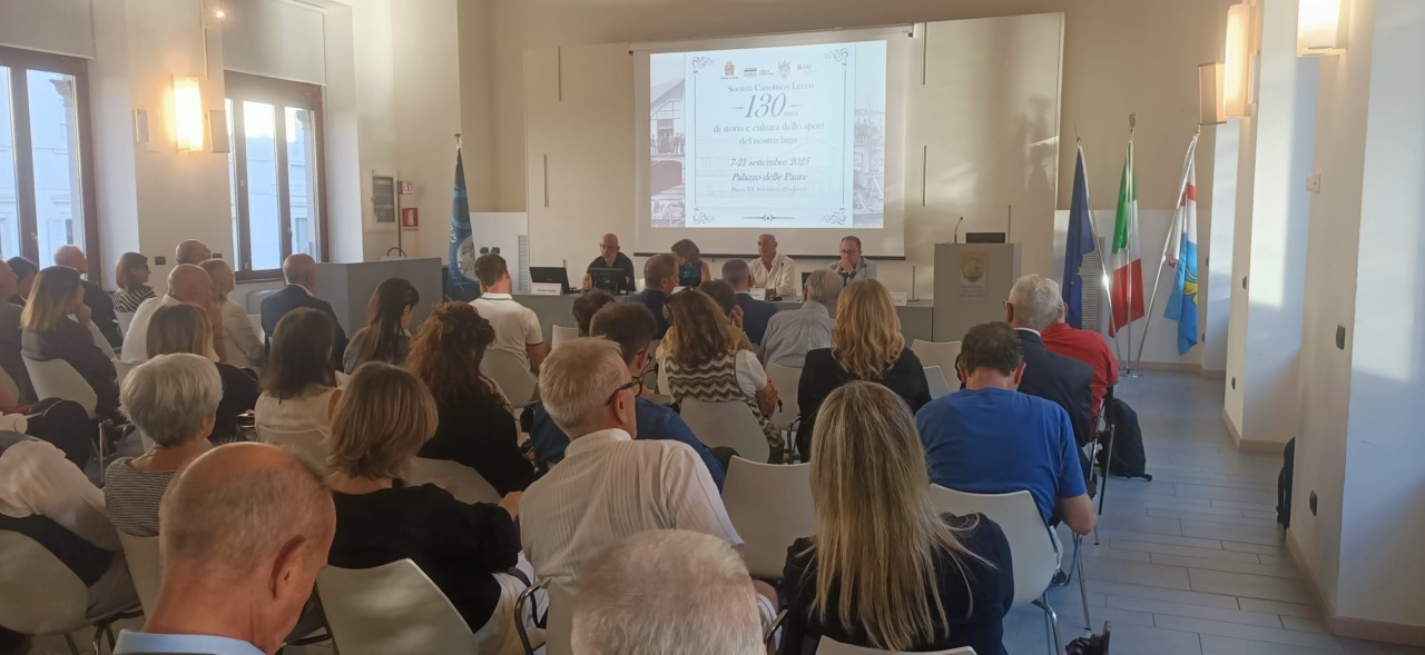 Inaugurata la mostra per i 130 anni della Canottieri