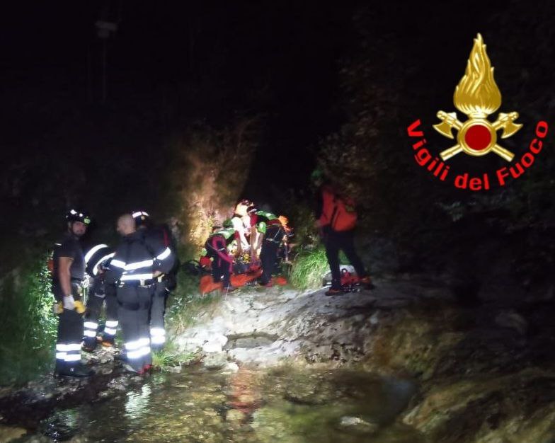 Infortunio in montagna, ritrovato dopo nove ore