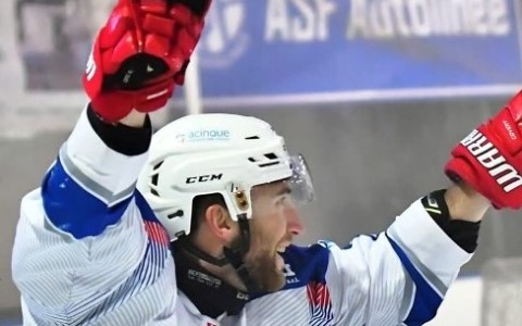 L’Hockey Como riabbraccia l’ala Pirelli e prepara l’esordio con Padova