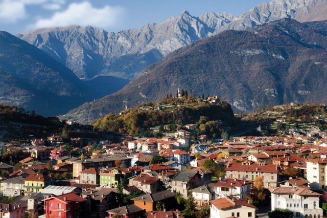 La Strada dei Ciclamini che collega Bienno e Lovere è la prima tra le 100 strade più belle d’Italia