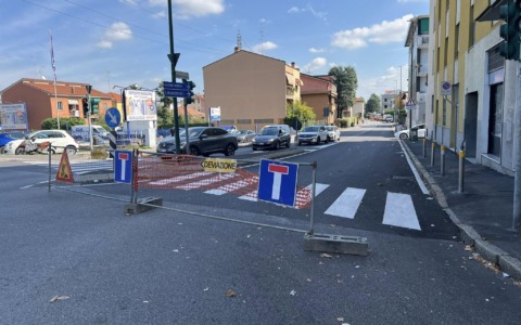 Lavori per una perdita d’acqua: strada chiusa fino a questa sera