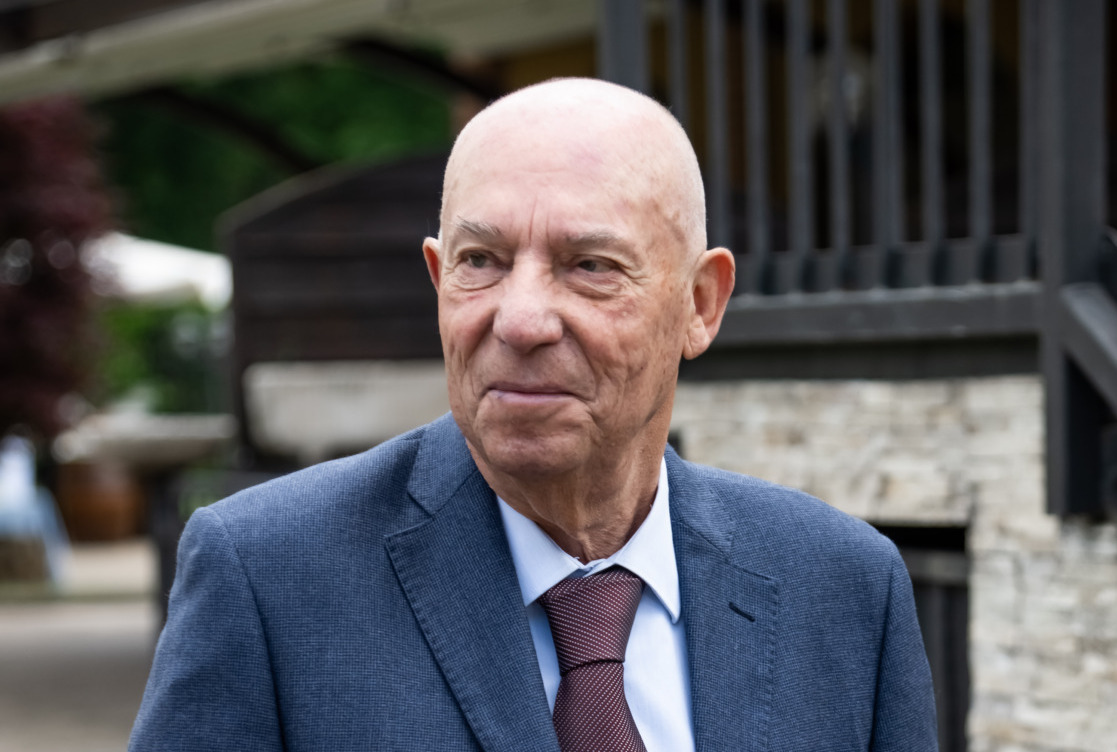 L’ultimo saluto al “compagno” Terenghi, anima della sinistra e della comunità
