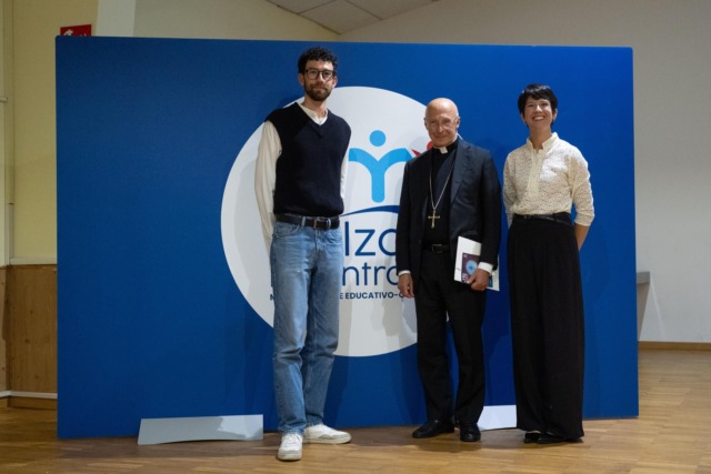 Melzo Incontra il cardinale Bagnasco: “La paura del futuro è l’ansia di chi non ha una meta da raggiungere”