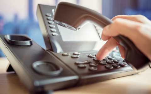 Paese isolato, telefoni senza rete