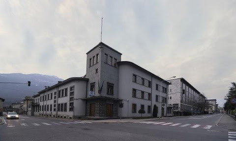 Perseguitava la ex: “Se non torni con me mi ammazzo”