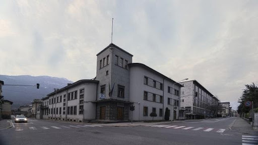 Perseguitava la ex: “Se non torni con me mi ammazzo”
