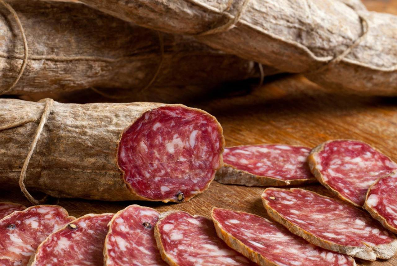 Salmonella nel salame: il prodotto e i lotti ritirati dai supermercati