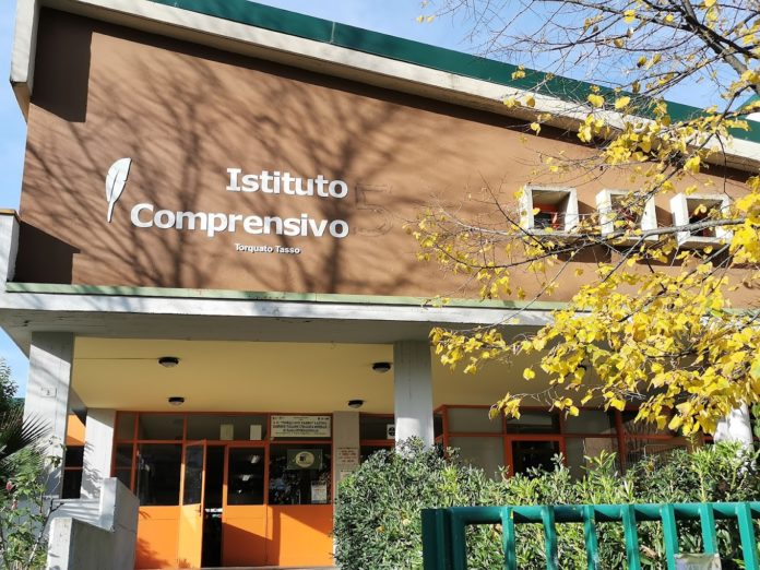 Scuola “Tasso” chiusa temporaneamente, l’intervento del sindaco