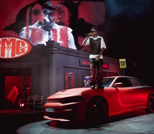 Sfera Ebbasta ha “dissato” Bergamo? Una frase del rapper durante il concerto fa discutere