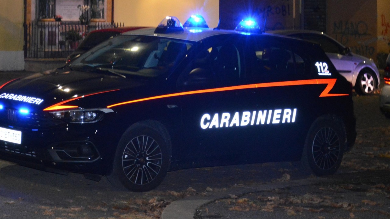 Sorpreso a rubare in un box auto, 41enne arrestato a Talenti