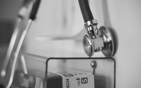 Specializzazioni mediche: le proposte di Meritocrazia Italia per una formazione di qualità