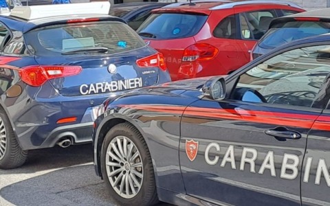 Tentato omicidio: uomo preso a martellate mentre dormiva