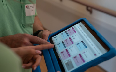 A Torino debutta l’intelligenza artificiale che rende la cura più umana e personalizzata: il progetto parte dall’RSA Richelmy