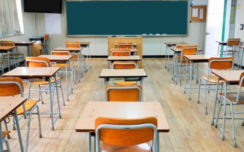 Acinque torna in classe