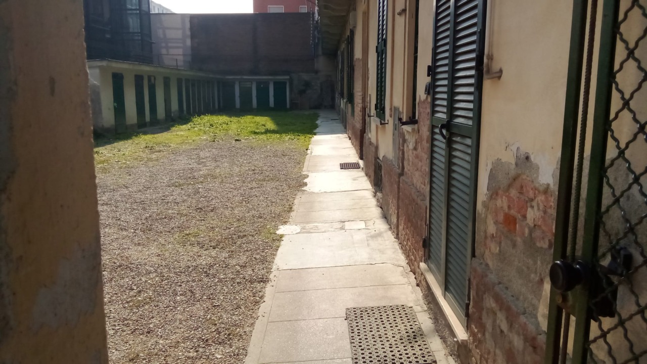 Autopsia sulla persona morta in via De Amicis ad Alessandria: ancora massimo riserbo sul caso