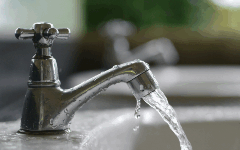 Casperia e la Media Sabina: L’Acqua Pubblica a un “Addio Forzato” al Consorzio, tra Silenzio e Preoccupazioni