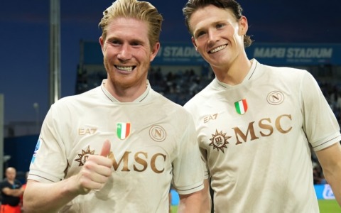 Conte studia per far coesistere McTominay e De Bruyne