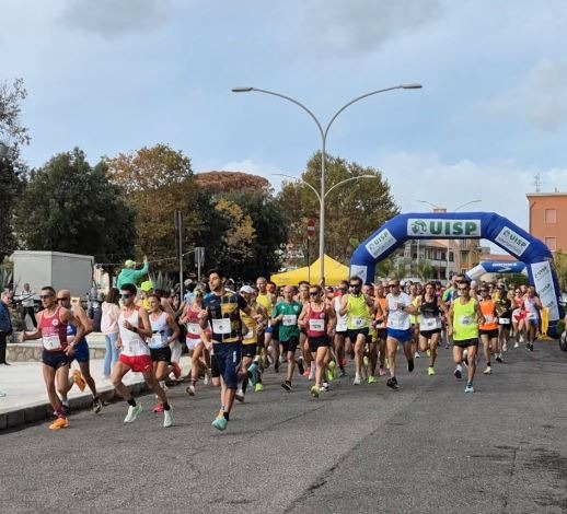 “Corri a Terracina”, vincono Gabriele Carraroli e Serena Fanella