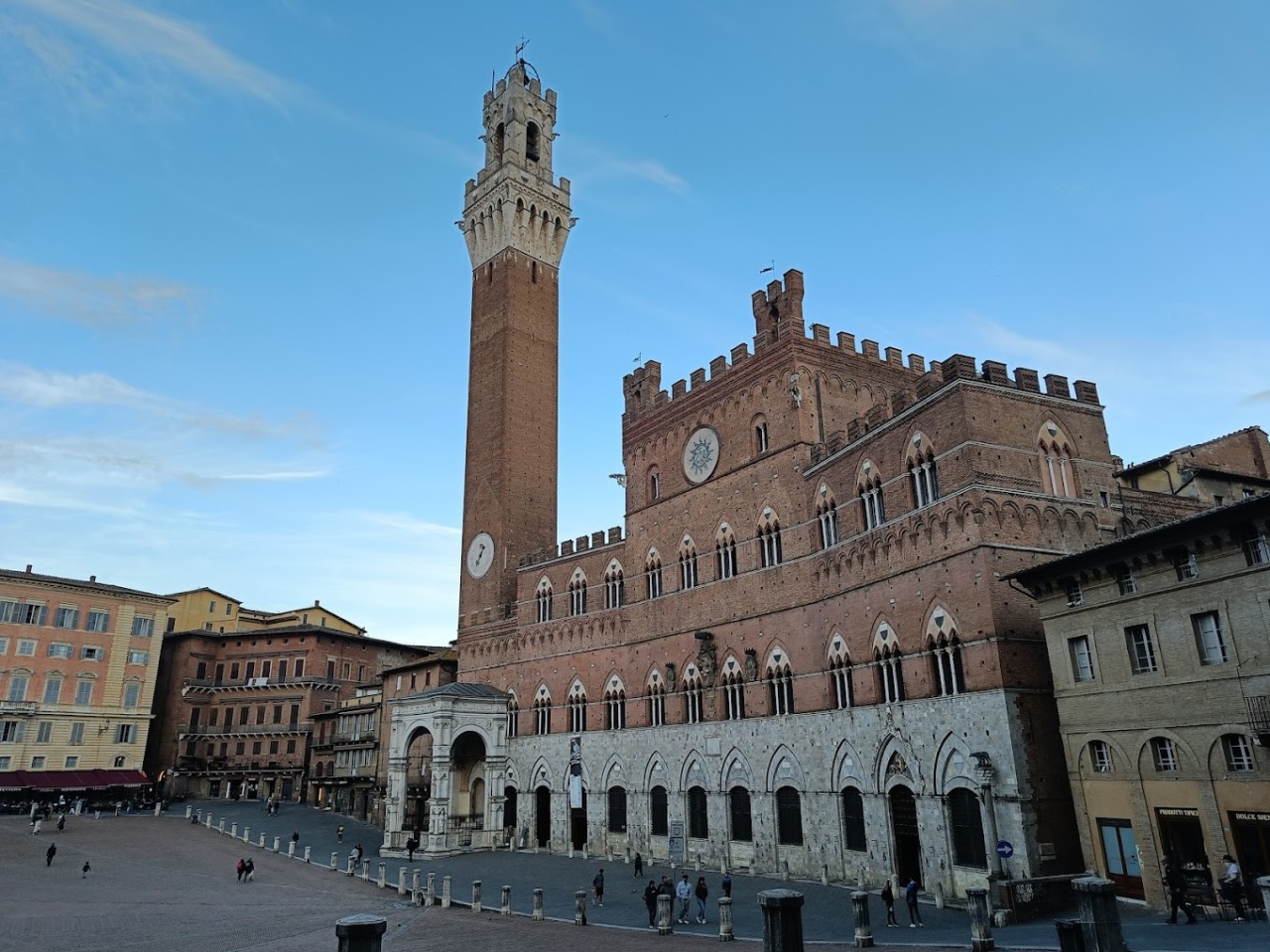 Cosa fare in Toscana nel weekend: tra arte, sagre e dinosauri giganti