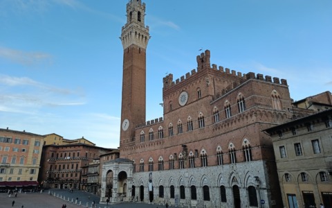 Cosa fare in Toscana nel weekend: tra arte, sagre e dinosauri giganti