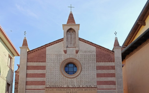 Dalla rovina allo splendore: restaurata la chiesa dei Caduti a Capriano
