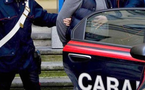Dovrà scontare tre anni e mezzo per maltrattamenti in famiglia