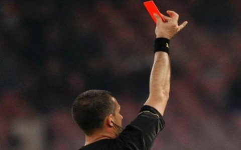 Frasi razziste contro l’avversario: squalificato per dodici giornate