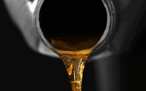 Furto di gasolio in azienda: identificati e denunciati quattro responsabili