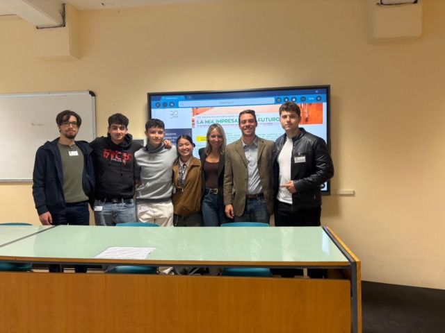 Gli studenti del Montale premiati come Miglior Start Up de “La mia impresa, il mio futuro”