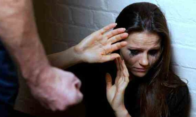 Ha maltrattato la moglie per anni: scatta la misura cautelare