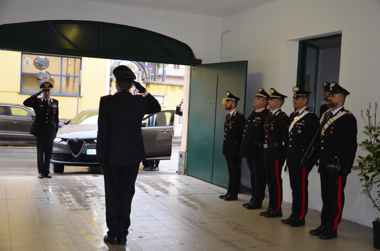 Il Comandante Interregionale Riccardo Galletta in visita ai Carabinieri di Chivasso