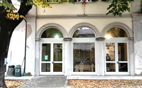 Il riscaldamento delle scuole dei Cappuccini non parte: asilo “Furno” ed elementari “De Amicis” al gelo