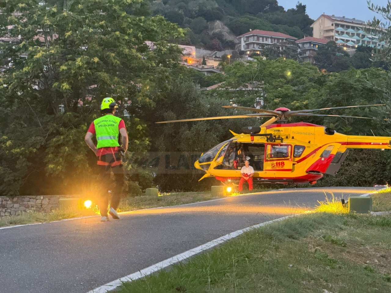 Investita mentre attraversa a Ventimiglia: grave in elicottero al Santa Corona