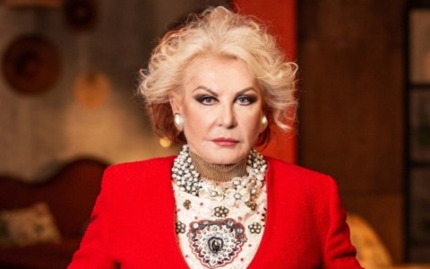 La mercante d’arte Roberta Tagliavini incontra i cittadini