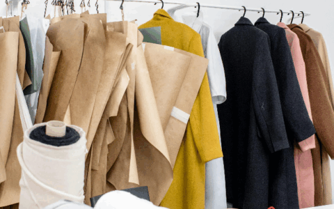 La moda è una grande vetrina del Made in Italy, ma in molti soffrono