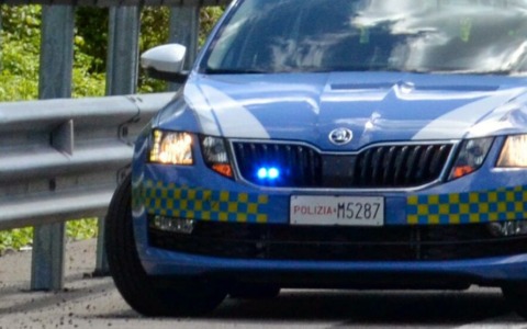 Lite in Tangenziale finisce a botte