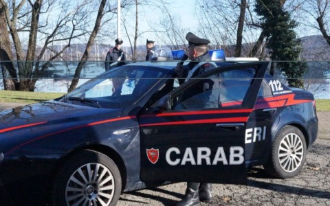“Mala movida”: controlli dei carabinieri ad Arona, 120 persone identificate