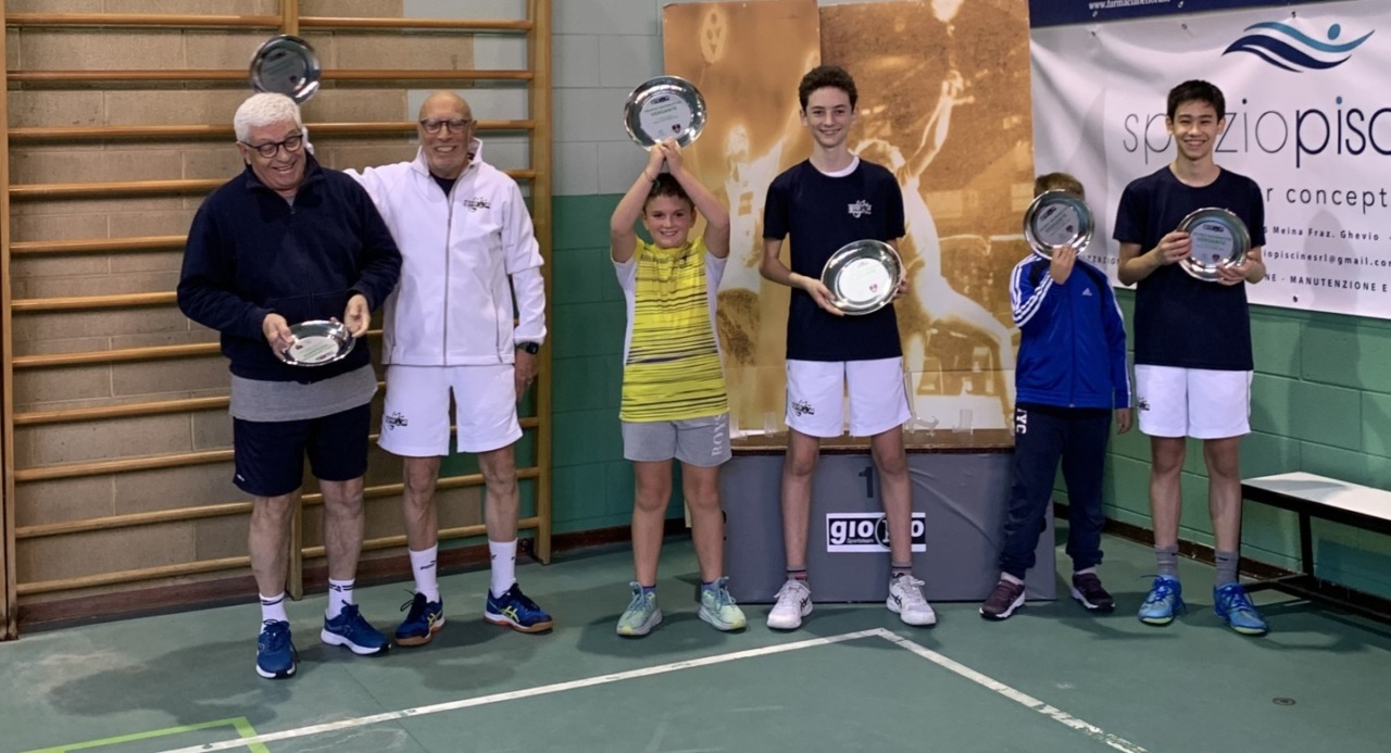 Mattia Pasino trionfa nella quarta prova del Trofeo Vergante Badminton