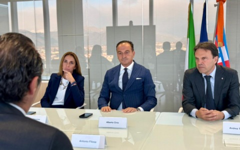 Mirafiori riparte con 400 assunzioni dopo l’incontro tra Cirio e d il Ceo Stellantis
