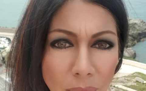 Morta a Istanbul dopo liposuzione, Milena Mancini torna a Isola del Liri. Domani i funerali