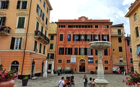 “Nessuno è stato incaricato dall’amministrazione comunale di Sestri a chiedere soldi ai cittadini”